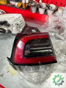 Çıkma Orijinal Stop Lambası Tesla Model Y 150208699D