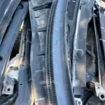 Çıkma Orijinal Ön Cam Izgarası Toyota Corolla