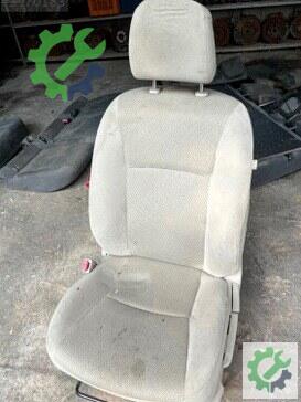 Toyota Corolla Ön Koltuk çıkma parça