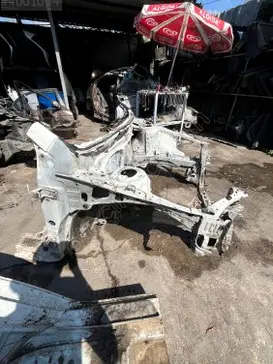 Toyota Corolla Ön Şasi çıkma parça