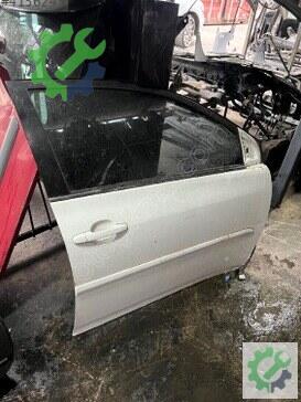 Toyota Corolla Sağ Ön Kapı çıkma parça