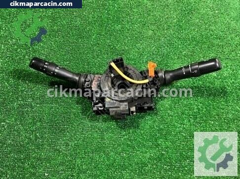 Toyota Corolla Sinyal Kolu çıkma parça