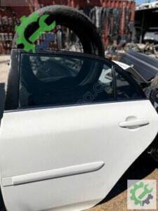 Toyota Corolla Orijinal Çıkma Sol Arka Kapı (2. Adet)