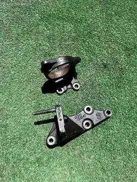 Toyota Corolla Kulak çıkma parça