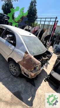 Toyota Corolla Depo Kapağı çıkma parça