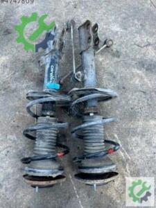 Ön Amortisör Toyota Corolla — Sökme Çıkma