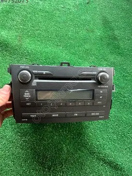 Toyota Corolla Teyp çıkma parça