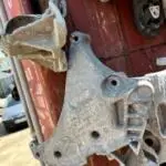 Volkswagen Caddy Orijinal Çıkma Motor Takozu & Kulağı