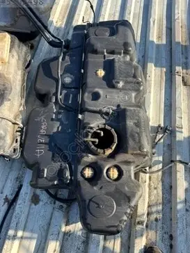 Volkswagen Caravelle Yakıt Deposu çıkma parça