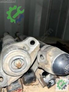 Volkswagen Golf Bagaj Amortisörü Çıkma