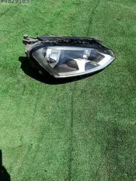 Volkswagen Golf Far Kasası çıkma parça