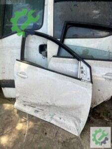 Volkswagen Polo Sağ Ön Kapı Çıkma