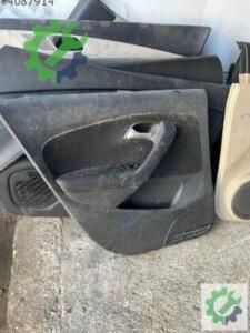Volkswagen Polo Kapı Döşemesi Çıkma