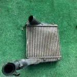 Orijinal Volkswagen Touareg Intercooler Radyatörü Çıkma