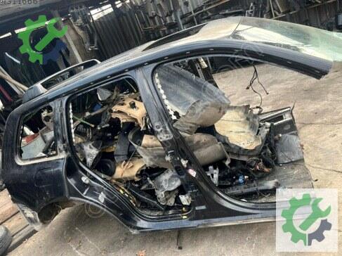 Volkswagen Touareg Sağ Arka Çamurluk çıkma parça