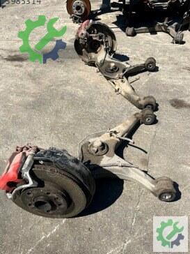 Volkswagen Transporter Arka Dingil çıkma parça