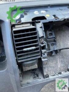 Çıkma Orijinal Havalandırma Izgaraları Volkswagen Transporter