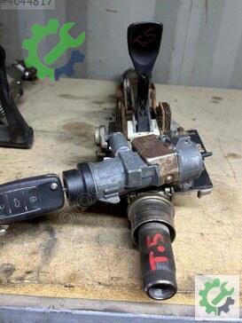 Volkswagen Transporter Direksiyon Mafsalı çıkma parça