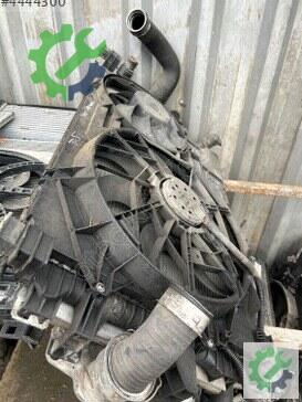 Volkswagen Transporter Radyatör çıkma parça