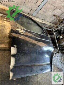 Volkswagen Transporter Sağ Ön Kapı çıkma parça