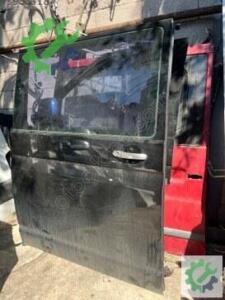 Çıkma Sağ Sürgülü Kapı — Volkswagen Transporter