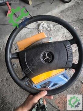 Mercedes-Benz 300 Direksiyon Simidi çıkma parça