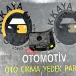 Partner Tepe Orta Konsol Sol Alt Kaplaması Çıkma