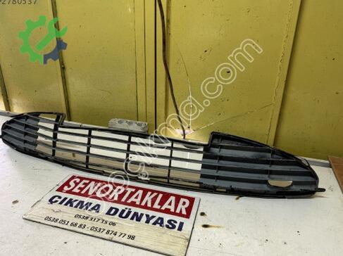 Peugeot 206 Tampon Izgarası 95111 çıkma parça