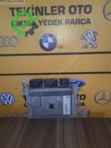 Peugeot 208 2015 1.2 benzinli MOTOR BEYNİ