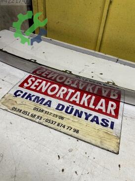 Peugeot 3008 Tampon Izgara Çıtası 9811652177 çıkma parça