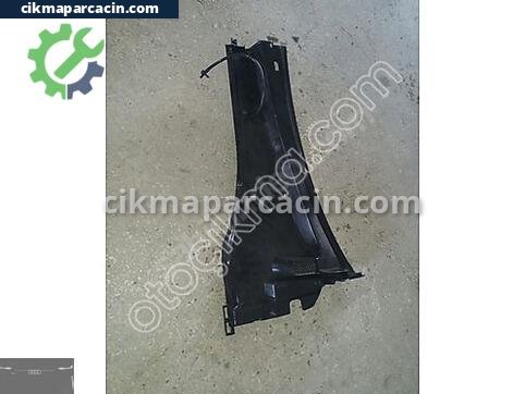 Peugeot 301 Ön Cam Izgarası çıkma parça