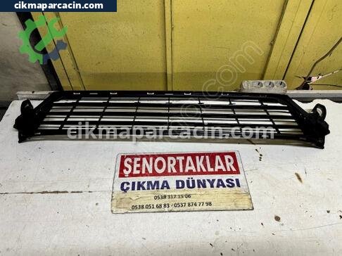 Peugeot 301 Tampon Izgarası çıkma parça