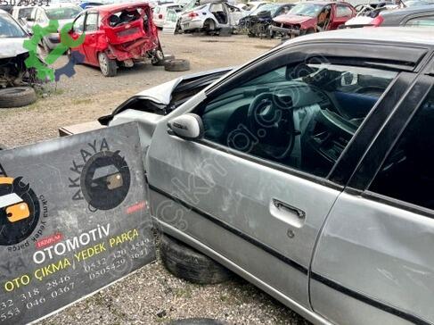 Peugeot 306 Sol Ön Kapı çıkma parça
