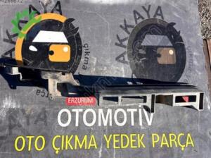 Peugeot 307 Arka Tampon Braketi Sol Orjinal Çıkma
