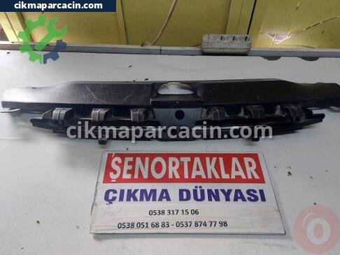 Peugeot 307 Ön Panjur çıkma parça
