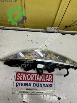 Peugeot 308 Sağ Ön Far 1627682080 çıkma parça