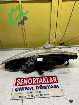 Peugeot 308 Sağ Ön Far 1627682080 çıkma parça