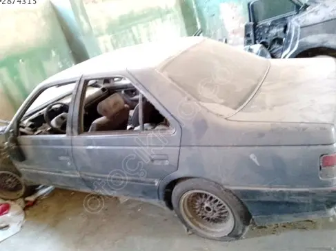 Peugeot 405 Sağ Ön Kapı çıkma parça