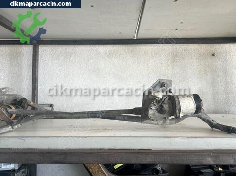 Peugeot 405 Ön Silecek Motoru çıkma parça