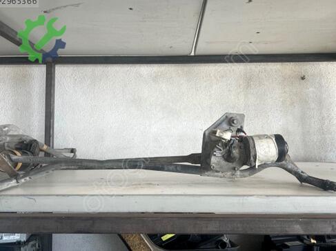 Peugeot 405 Ön Silecek Motoru çıkma parça