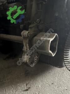 Peugeot 407 1.6 hdi Şanzuman orta aks kulağı