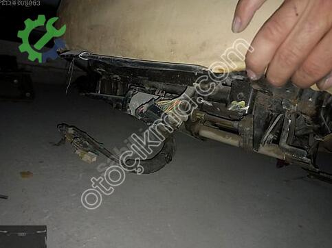 Peugeot 207 Koltuk Başlığı çıkma parça