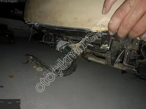 Peugeot 207 Koltuk Başlığı çıkma parça
