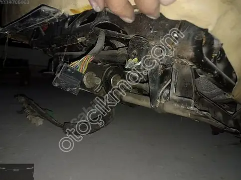 Peugeot 207 Koltuk Başlığı çıkma parça