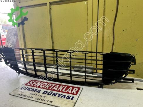 Peugeot 407 Tampon Izgarası C08320 çıkma parça