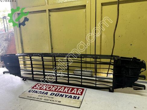 Peugeot 407 Tampon Izgarası C08320 çıkma parça