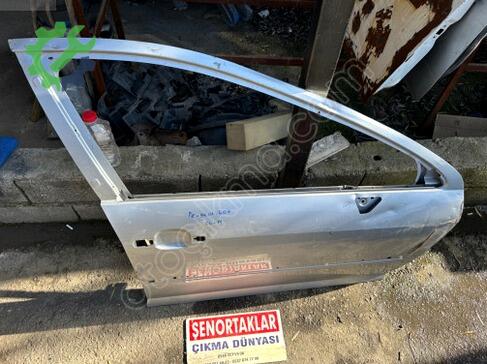Peugeot 407 Sağ Ön Kapı çıkma parça