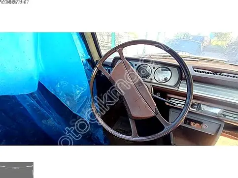 Peugeot 504 Torpido çıkma parça