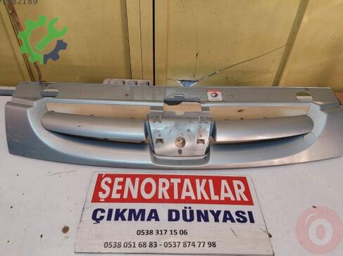 Peugeot Partner Ön Panjur çıkma parça