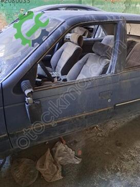Peugeot 405 Ön Kapı çıkma parça